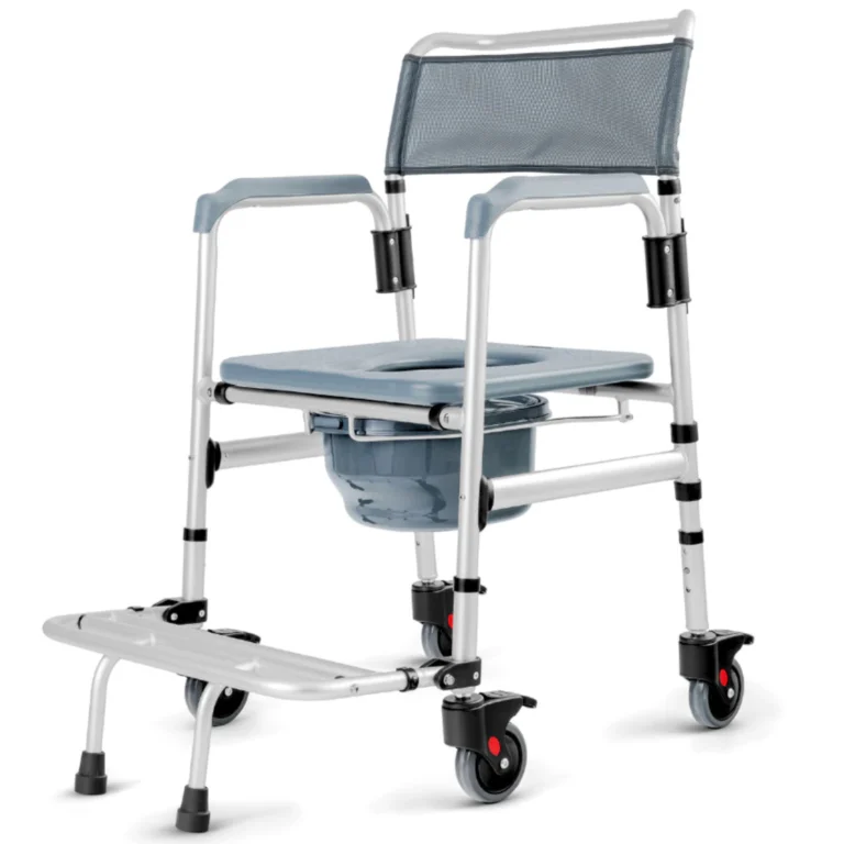 Cadeira de Banho Desmontável 135Kg Apoio Pé Rebatível Aluminio Comadre Trava nas Rodas Hidrolight